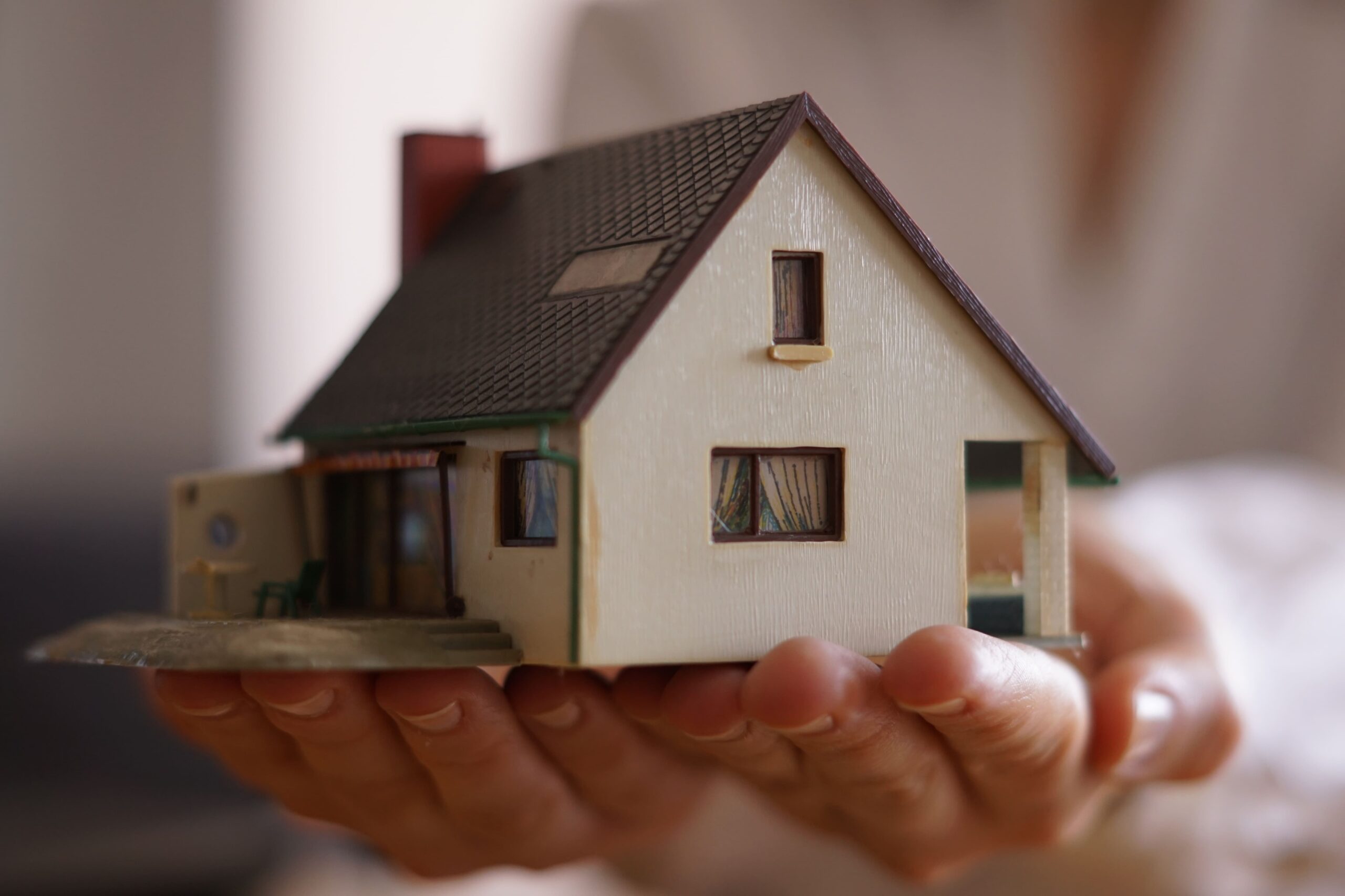 ¿Cómo vender mi casa y seguir viviendo en ella?