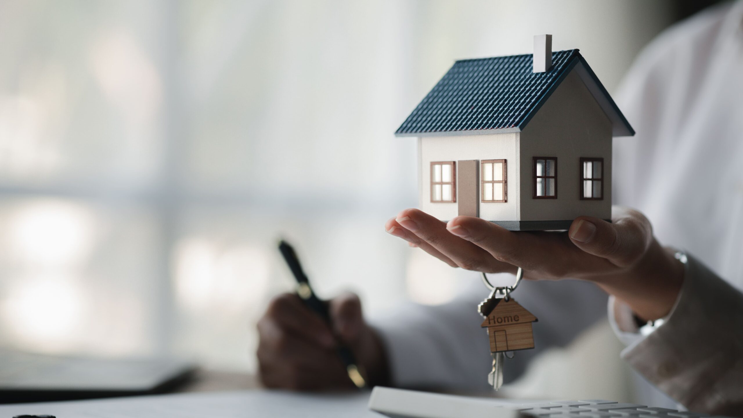¿Merece la pena comprar una segunda vivienda?